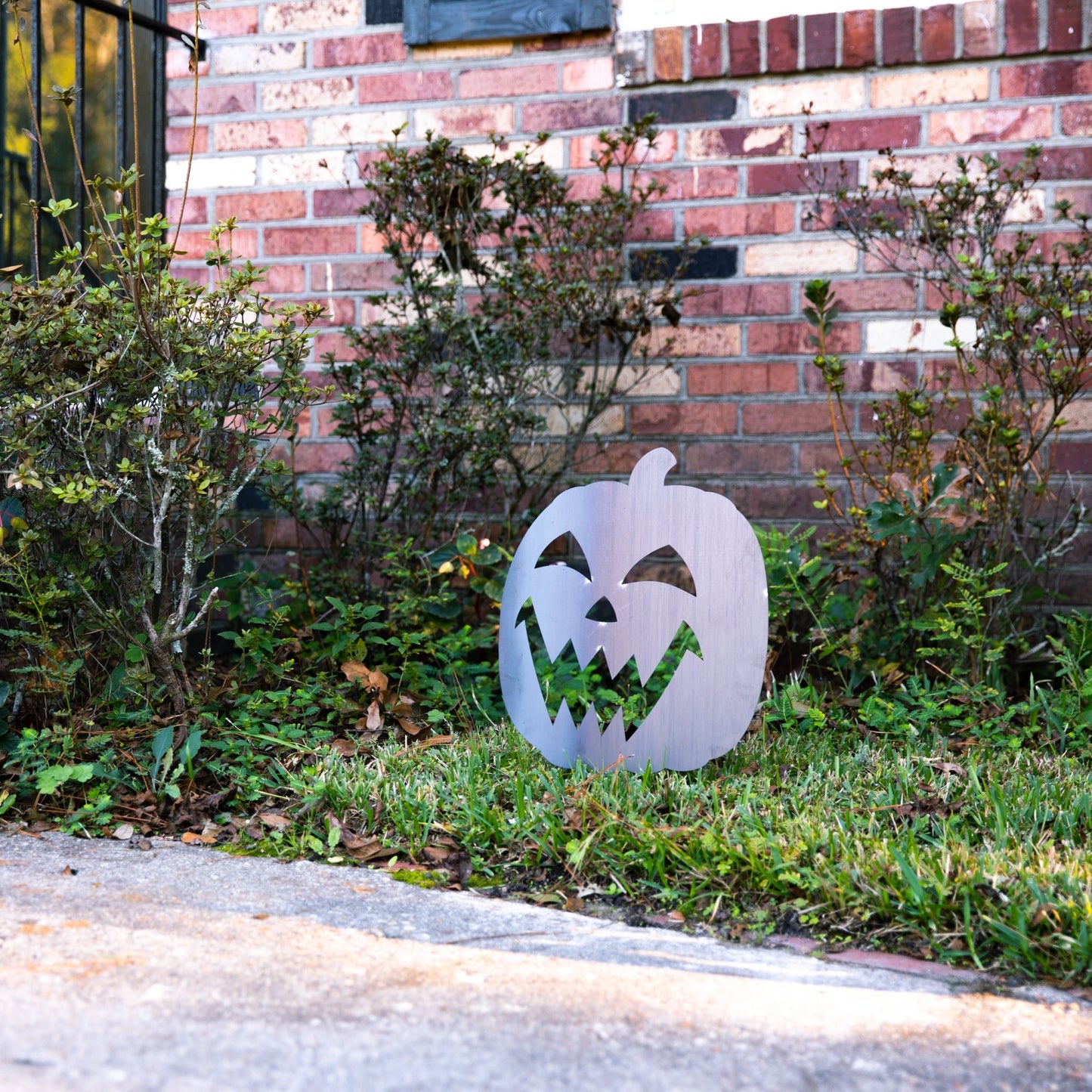 Yard Pumpkin